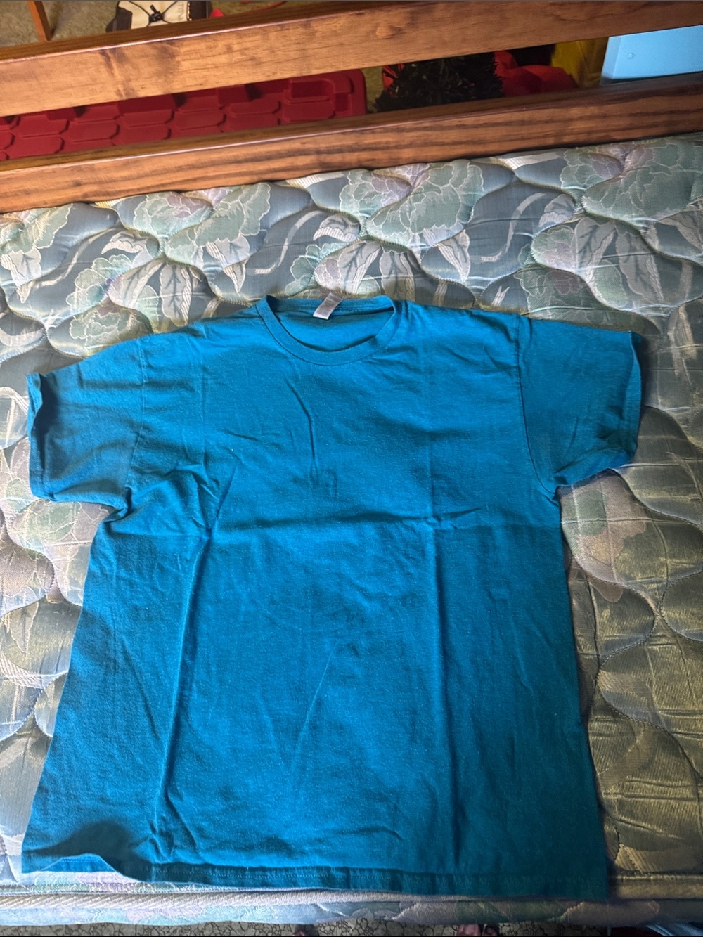 Gildan Short Sleeve Tee in Teal